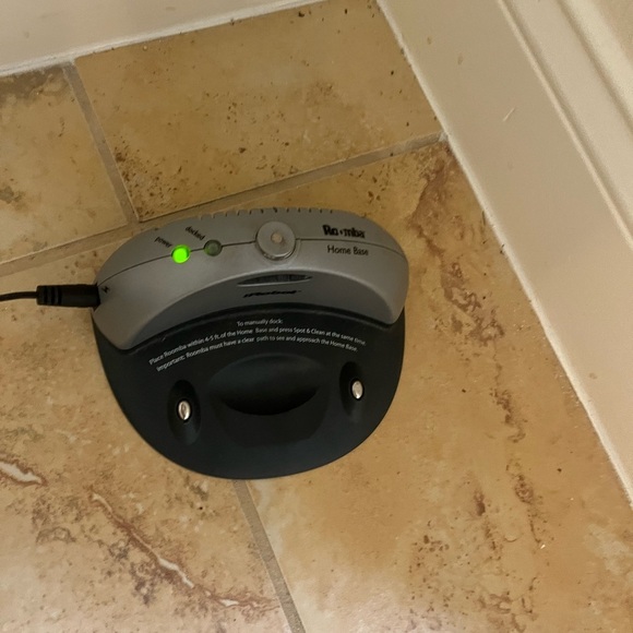 iRobot Roomba Discovery Home Base Docking Station & Charger - Picture 2 of 3